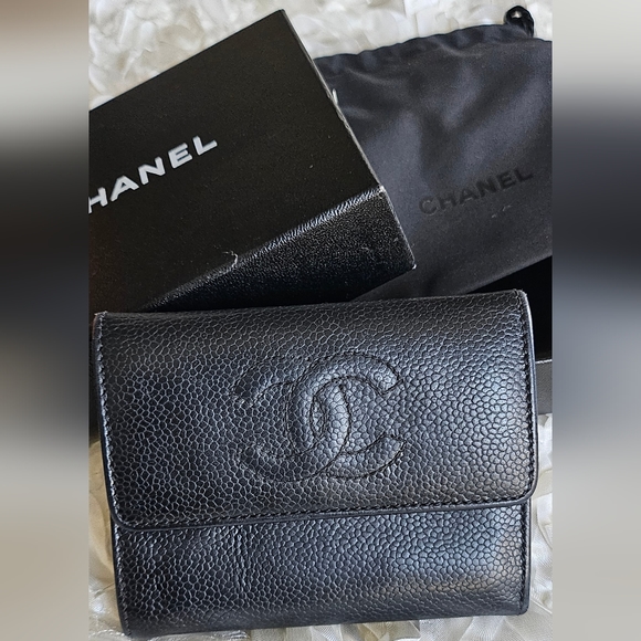 CHANEL Porte Bil Mon Caviar Leather Bifold Wallet - Picture 13 of 14